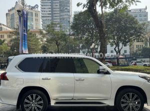 Xe Lexus LX 570 Super Sport 2016