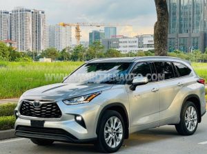 Xe Toyota Highlander Limited Hybrid 2.5 AWD 2020