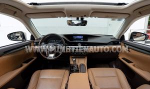Xe Lexus ES 250 2017