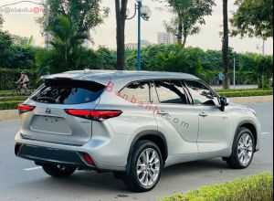 Xe Toyota Highlander Limited Hybrid 2.5 AWD 2020