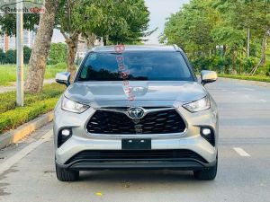 Xe Toyota Highlander Limited Hybrid 2.5 AWD 2020