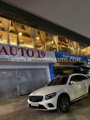 Xe Mercedes Benz GLC 300 4Matic 2018
