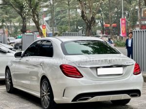 Xe Mercedes Benz C300 AMG 2018